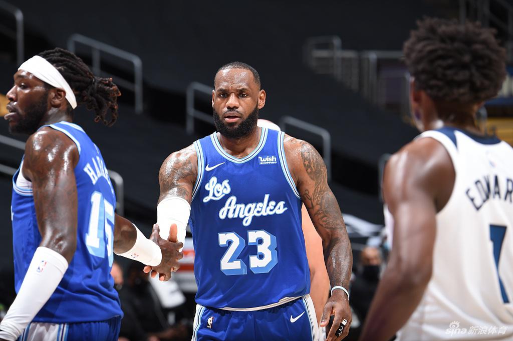 雄鹿听报价NBA职业联赛中文官网__实时赛程比分+球队资讯了